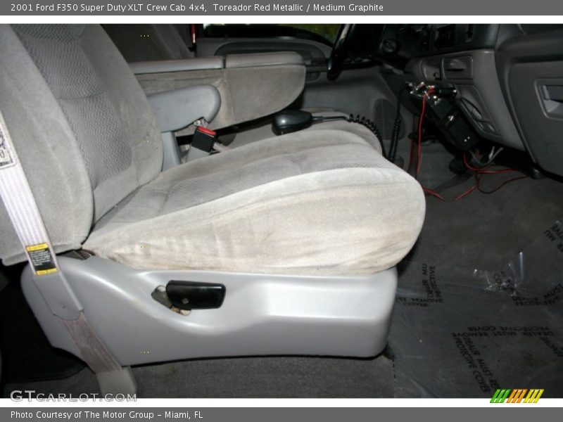 Toreador Red Metallic / Medium Graphite 2001 Ford F350 Super Duty XLT Crew Cab 4x4