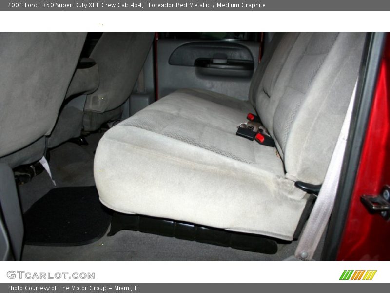 Toreador Red Metallic / Medium Graphite 2001 Ford F350 Super Duty XLT Crew Cab 4x4