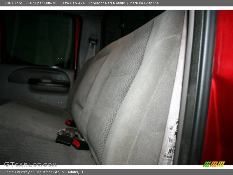 Toreador Red Metallic / Medium Graphite 2001 Ford F350 Super Duty XLT Crew Cab 4x4