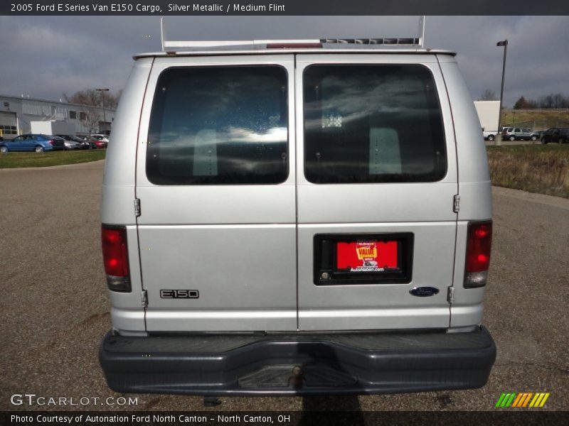 Silver Metallic / Medium Flint 2005 Ford E Series Van E150 Cargo