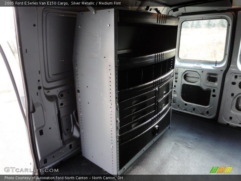 Silver Metallic / Medium Flint 2005 Ford E Series Van E150 Cargo