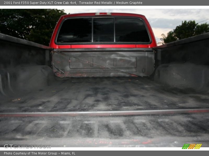 Toreador Red Metallic / Medium Graphite 2001 Ford F350 Super Duty XLT Crew Cab 4x4