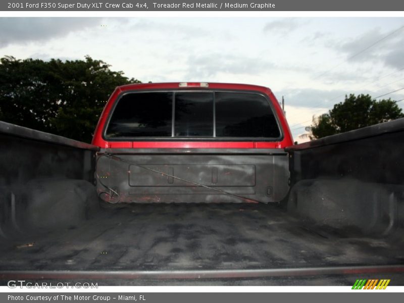 Toreador Red Metallic / Medium Graphite 2001 Ford F350 Super Duty XLT Crew Cab 4x4