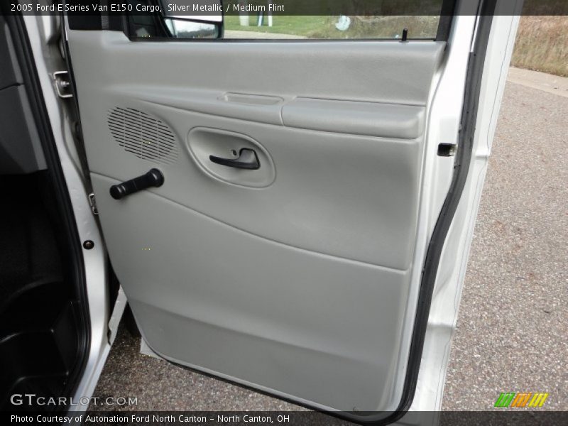 Silver Metallic / Medium Flint 2005 Ford E Series Van E150 Cargo