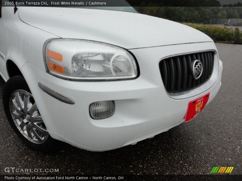 Frost White Metallic / Cashmere 2005 Buick Terraza CXL