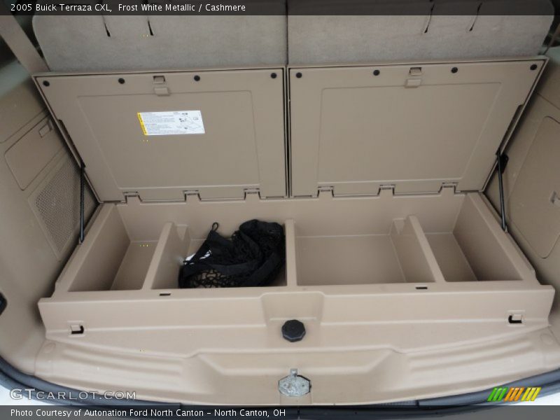 Frost White Metallic / Cashmere 2005 Buick Terraza CXL