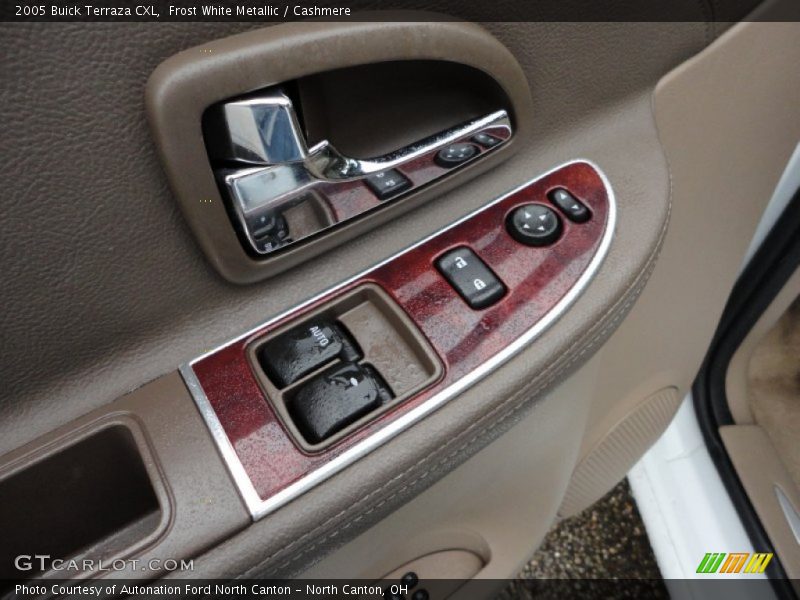 Frost White Metallic / Cashmere 2005 Buick Terraza CXL