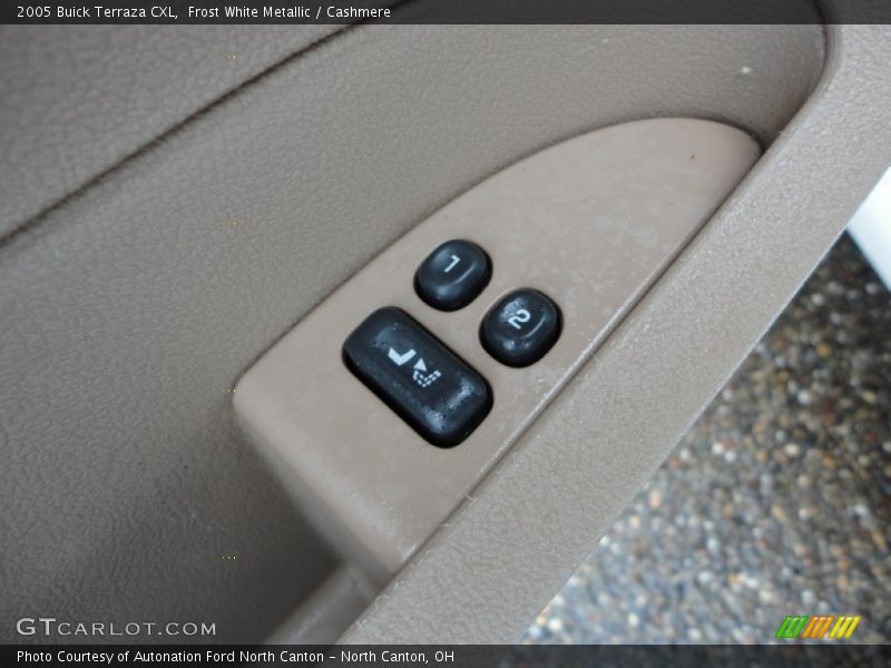 Frost White Metallic / Cashmere 2005 Buick Terraza CXL