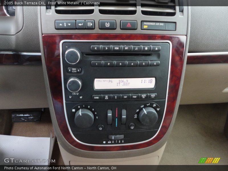 Frost White Metallic / Cashmere 2005 Buick Terraza CXL