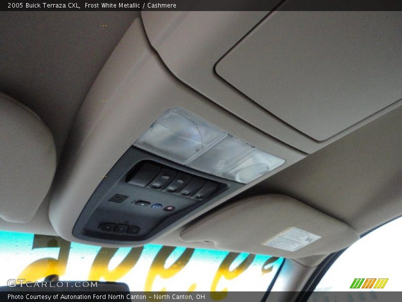 Frost White Metallic / Cashmere 2005 Buick Terraza CXL