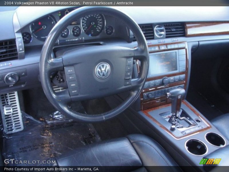 Petrol Pearlescent / Anthracite 2004 Volkswagen Phaeton V8 4Motion Sedan