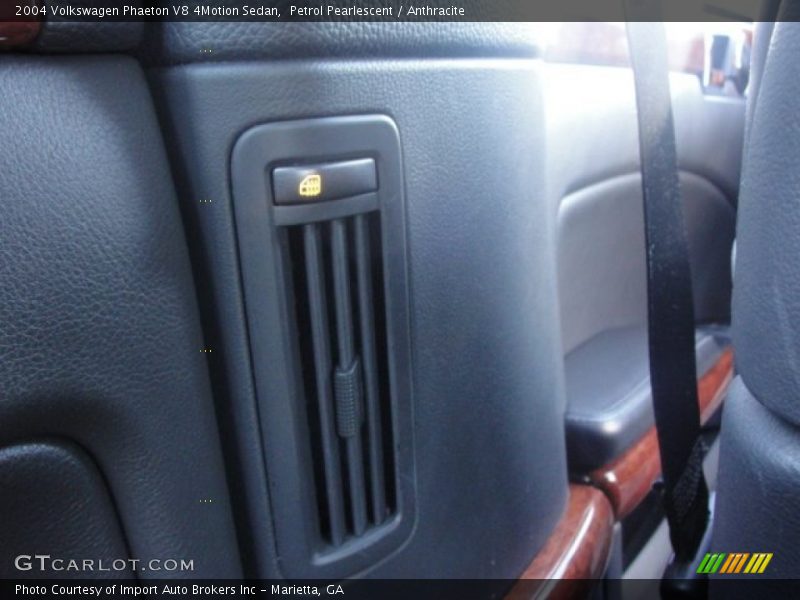 Petrol Pearlescent / Anthracite 2004 Volkswagen Phaeton V8 4Motion Sedan