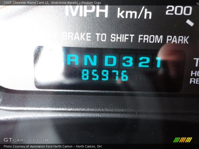 Silverstone Metallic / Medium Gray 2005 Chevrolet Monte Carlo LS