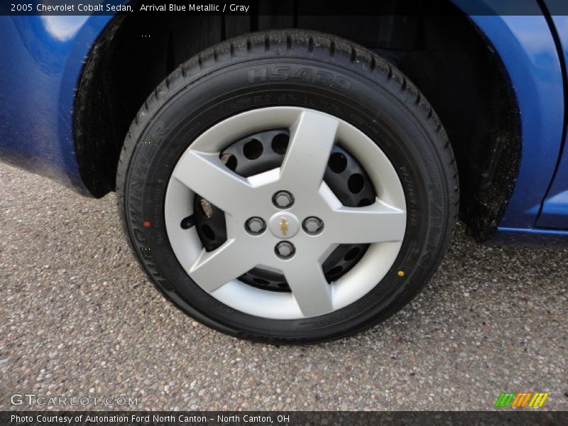 Arrival Blue Metallic / Gray 2005 Chevrolet Cobalt Sedan