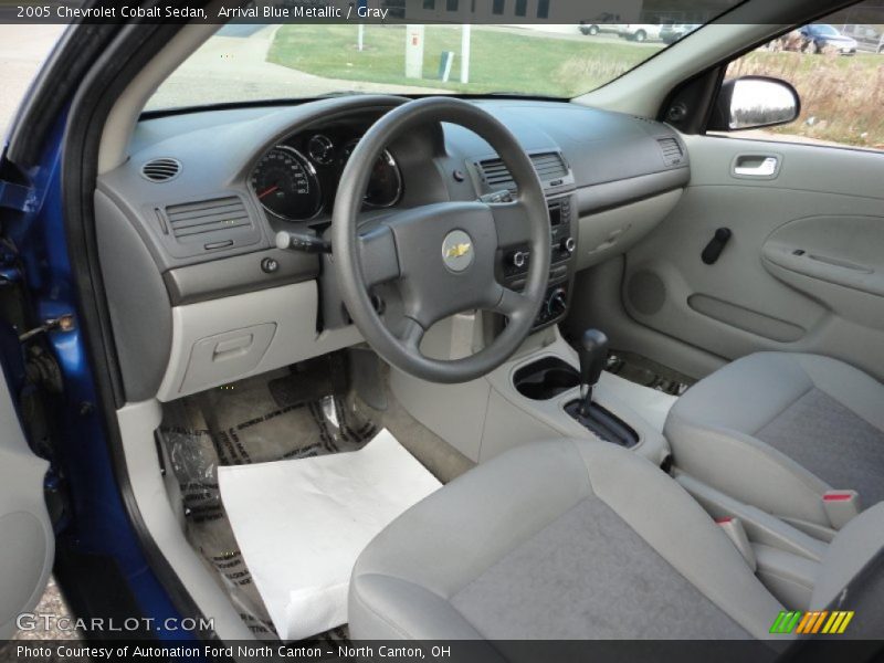 Arrival Blue Metallic / Gray 2005 Chevrolet Cobalt Sedan