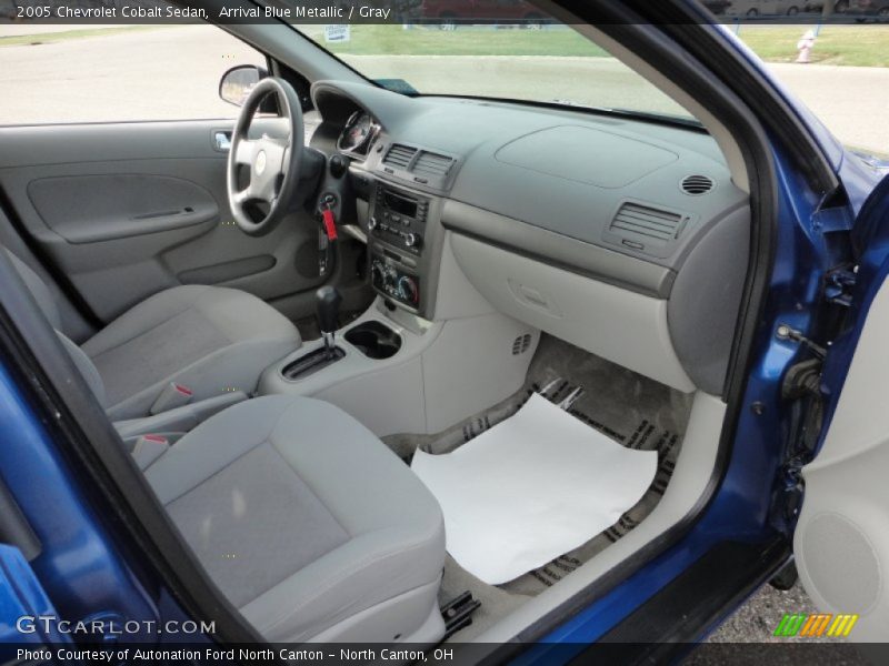 Arrival Blue Metallic / Gray 2005 Chevrolet Cobalt Sedan