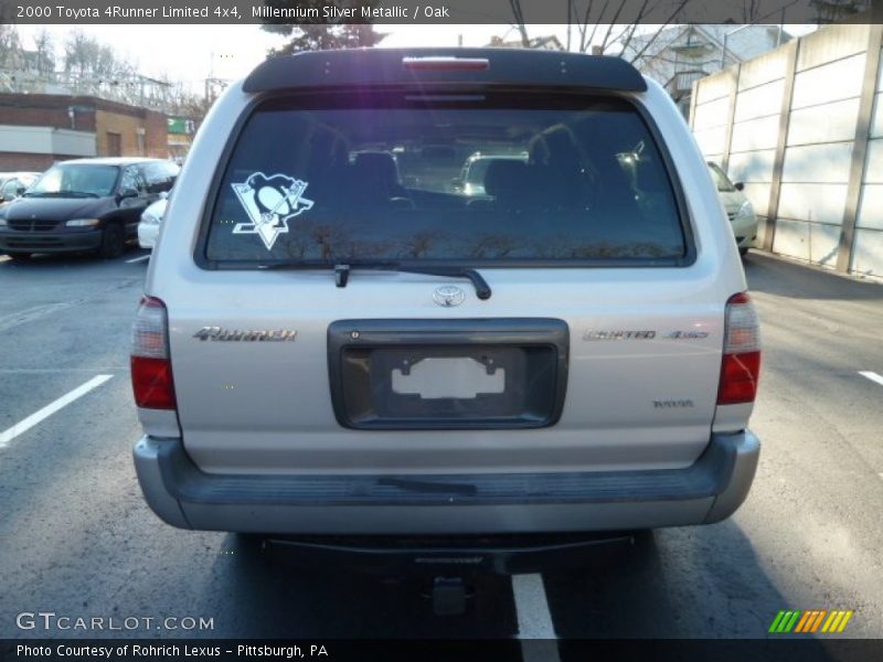 Millennium Silver Metallic / Oak 2000 Toyota 4Runner Limited 4x4