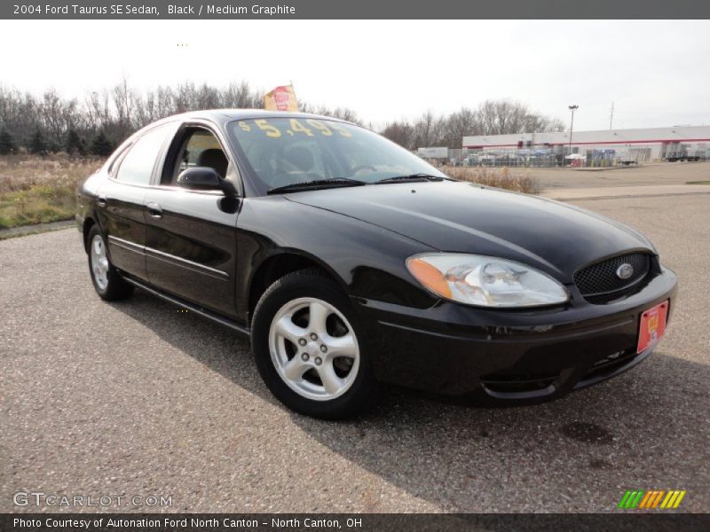 Black / Medium Graphite 2004 Ford Taurus SE Sedan