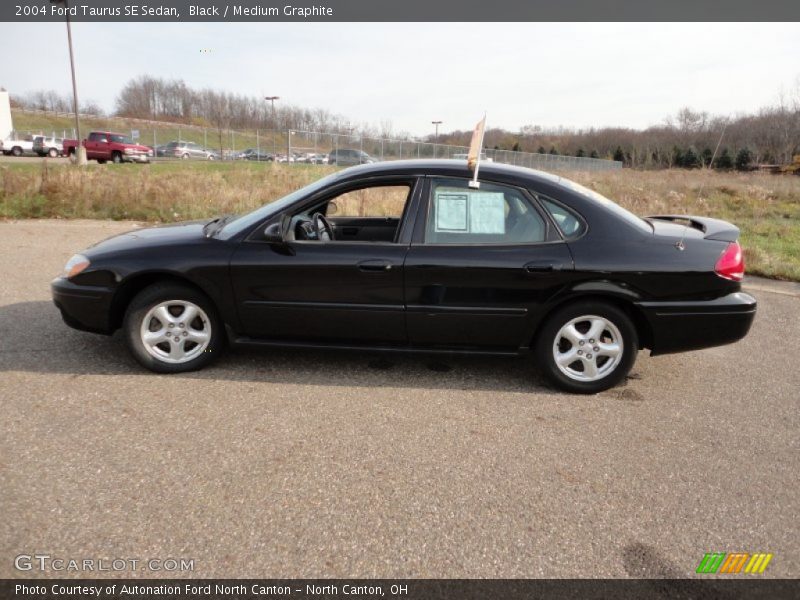 Black / Medium Graphite 2004 Ford Taurus SE Sedan