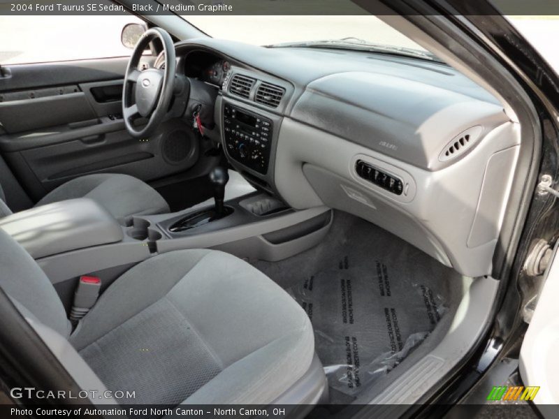 Black / Medium Graphite 2004 Ford Taurus SE Sedan