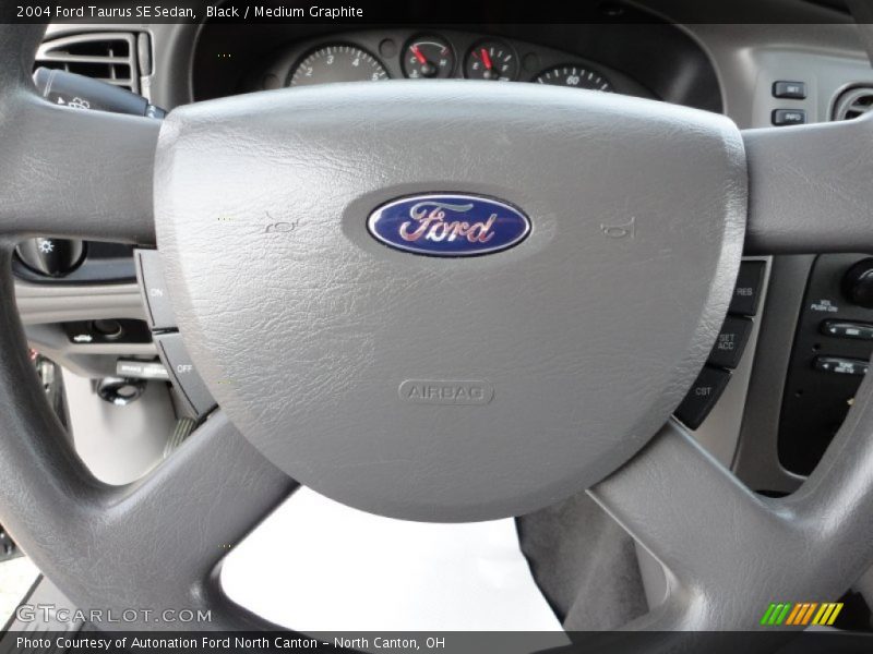 Black / Medium Graphite 2004 Ford Taurus SE Sedan