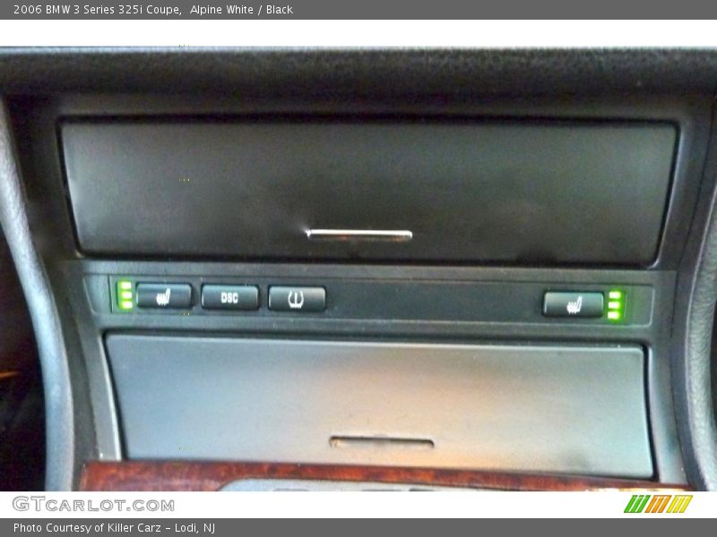 Alpine White / Black 2006 BMW 3 Series 325i Coupe