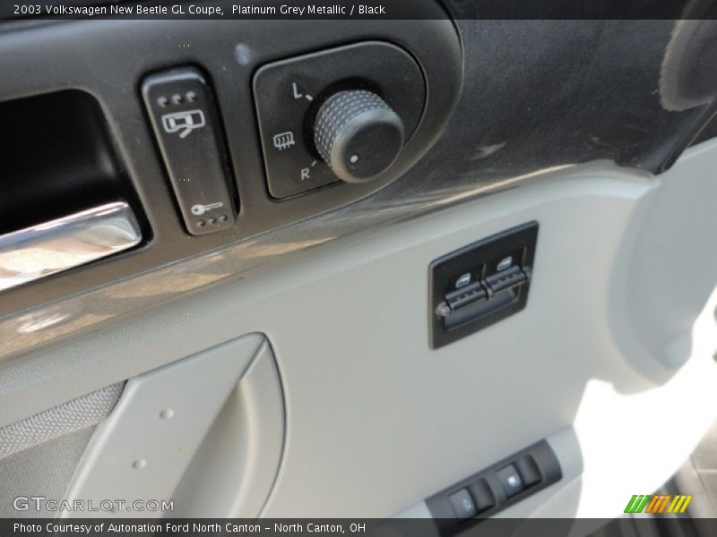 Platinum Grey Metallic / Black 2003 Volkswagen New Beetle GL Coupe