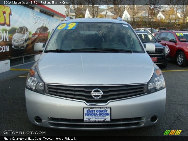 Radiant Silver / Gray 2009 Nissan Quest 3.5 S