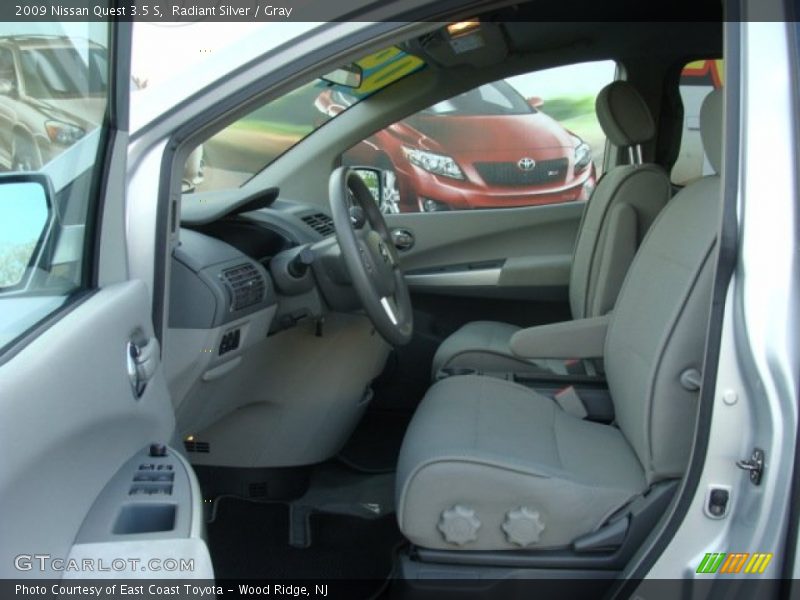 Radiant Silver / Gray 2009 Nissan Quest 3.5 S