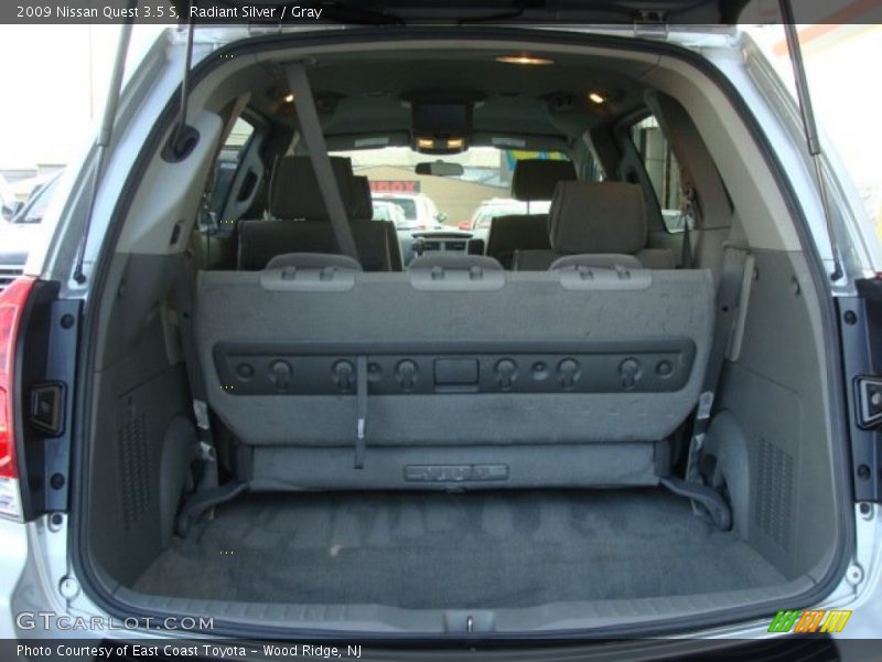 Radiant Silver / Gray 2009 Nissan Quest 3.5 S