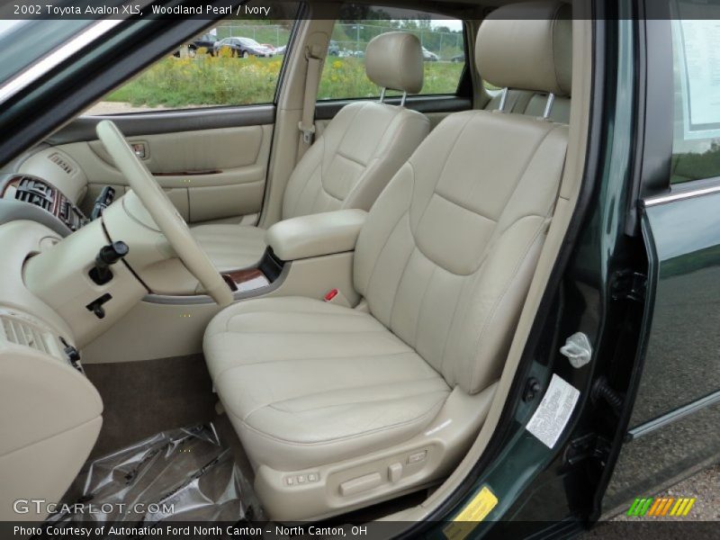 Woodland Pearl / Ivory 2002 Toyota Avalon XLS