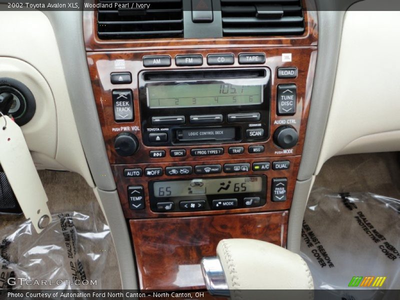 Woodland Pearl / Ivory 2002 Toyota Avalon XLS