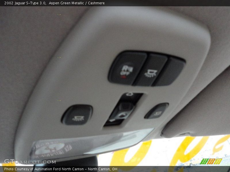 Aspen Green Metallic / Cashmere 2002 Jaguar S-Type 3.0