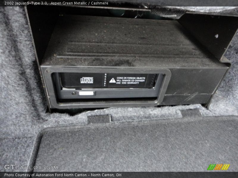 Aspen Green Metallic / Cashmere 2002 Jaguar S-Type 3.0