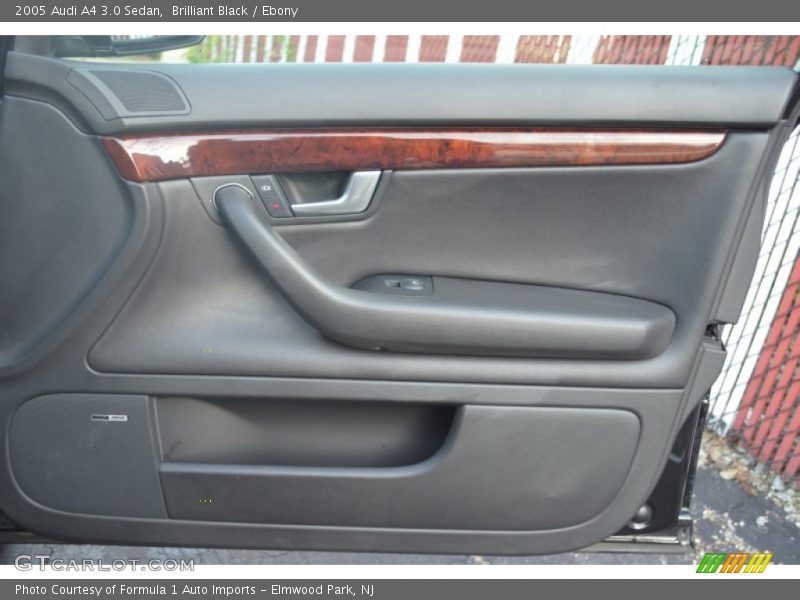 Door Panel of 2005 A4 3.0 Sedan