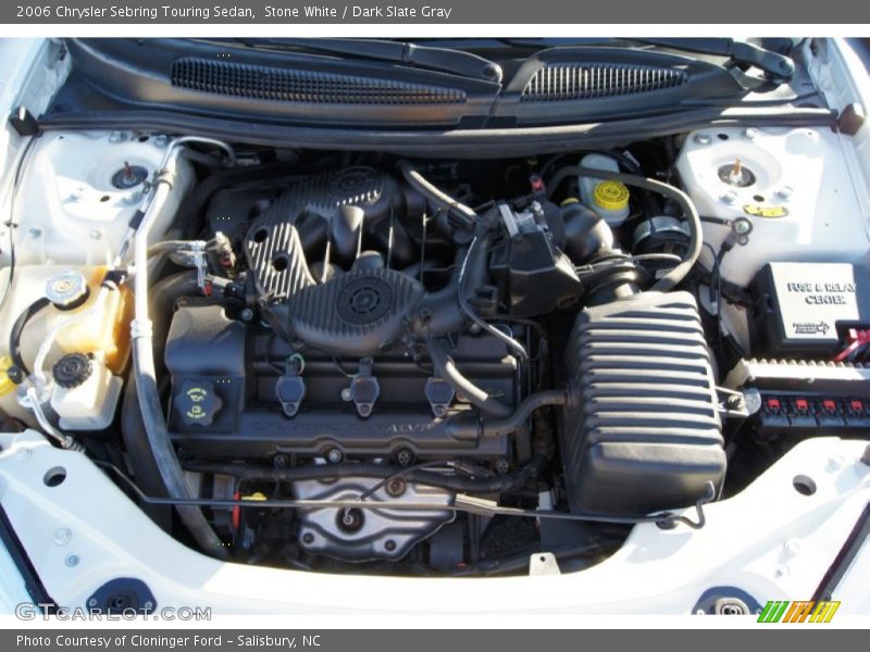 Stone White / Dark Slate Gray 2006 Chrysler Sebring Touring Sedan