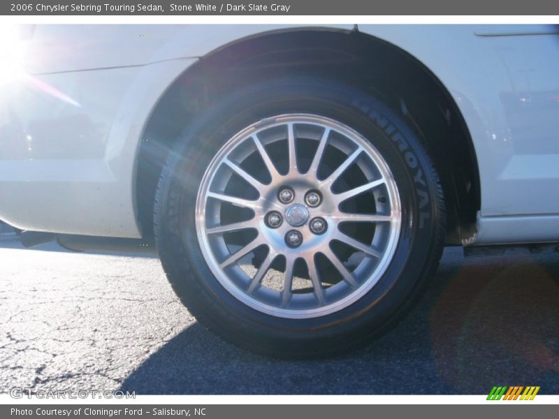 Stone White / Dark Slate Gray 2006 Chrysler Sebring Touring Sedan