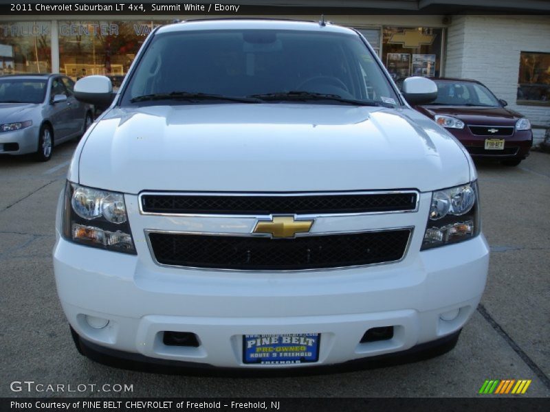 Summit White / Ebony 2011 Chevrolet Suburban LT 4x4