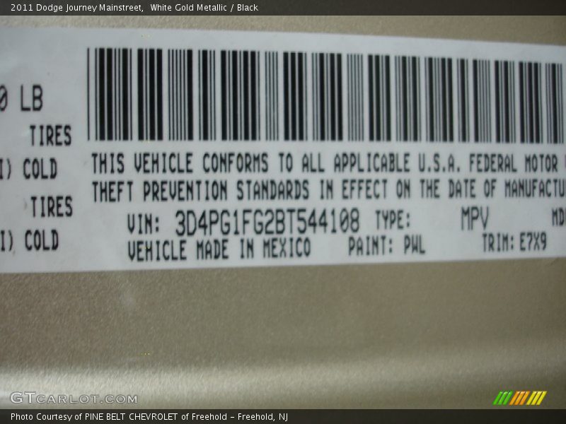 White Gold Metallic / Black 2011 Dodge Journey Mainstreet