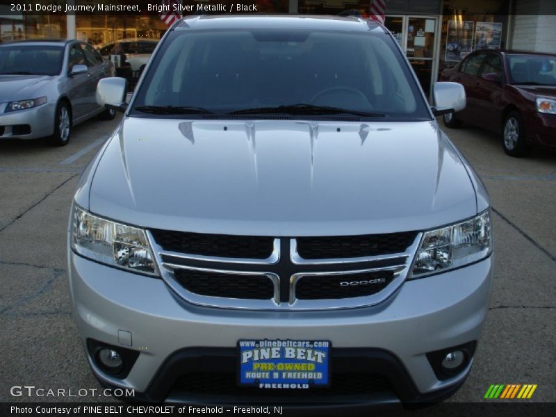 Bright Silver Metallic / Black 2011 Dodge Journey Mainstreet