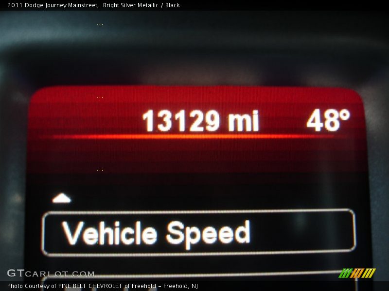 Bright Silver Metallic / Black 2011 Dodge Journey Mainstreet