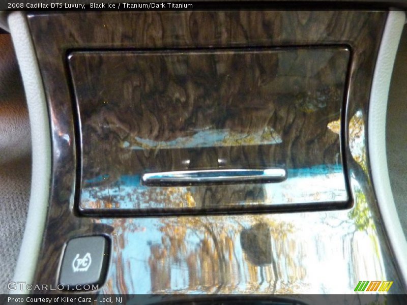 Black Ice / Titanium/Dark Titanium 2008 Cadillac DTS Luxury
