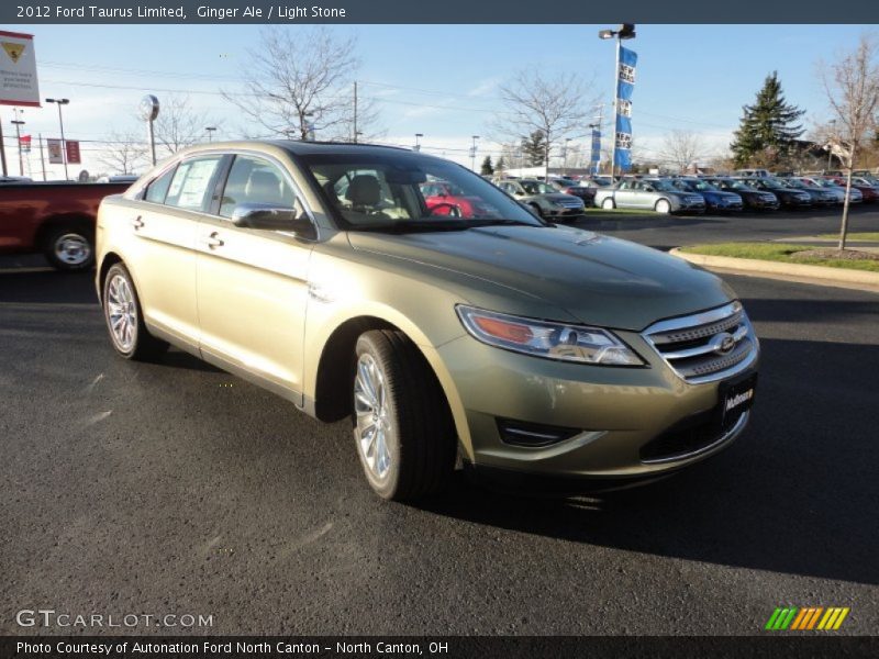 Front 3/4 View of 2012 Taurus Limited