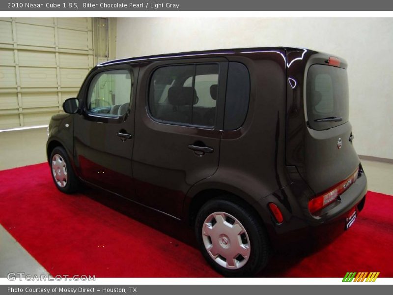 Bitter Chocolate Pearl / Light Gray 2010 Nissan Cube 1.8 S
