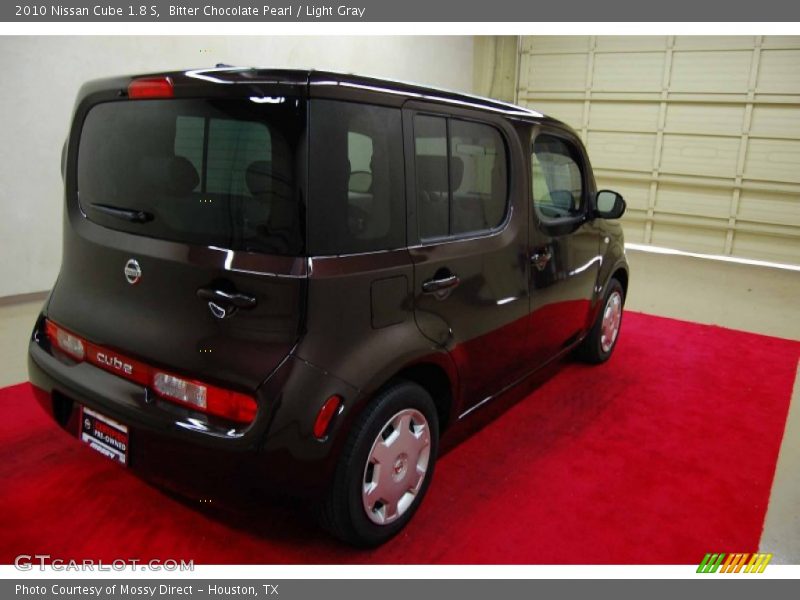 Bitter Chocolate Pearl / Light Gray 2010 Nissan Cube 1.8 S