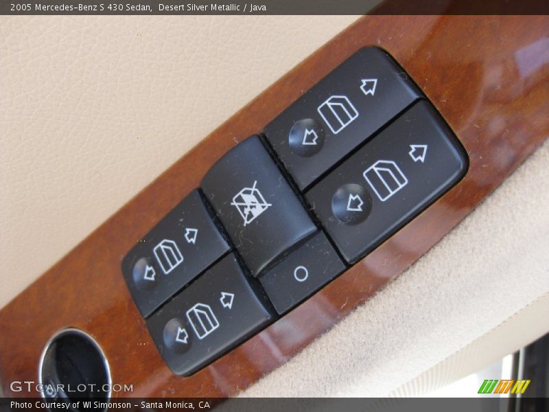 Controls of 2005 S 430 Sedan