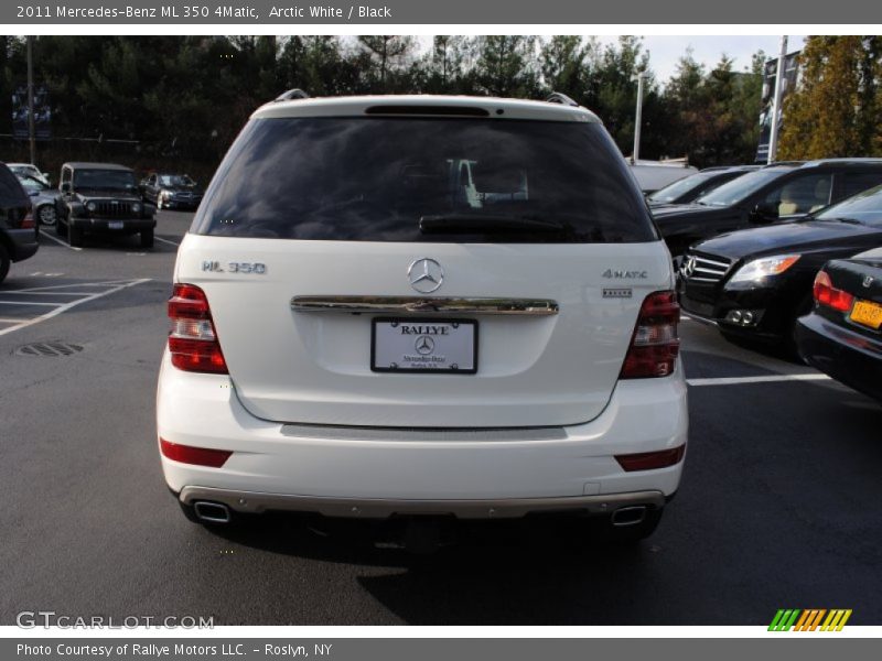 Arctic White / Black 2011 Mercedes-Benz ML 350 4Matic