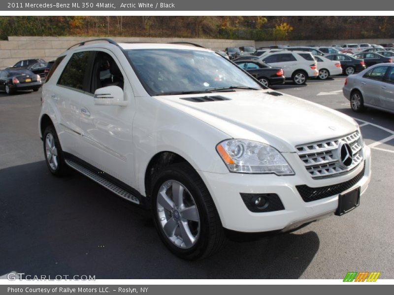 Arctic White / Black 2011 Mercedes-Benz ML 350 4Matic