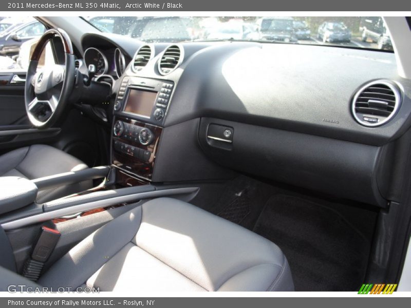 Arctic White / Black 2011 Mercedes-Benz ML 350 4Matic