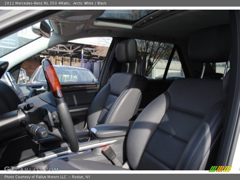 Arctic White / Black 2011 Mercedes-Benz ML 350 4Matic